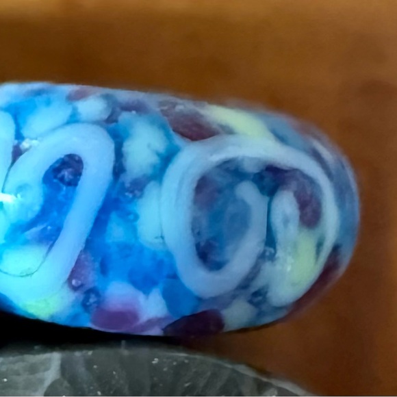 Trollbeads Multi-Colored Bead - Picture 4 of 8